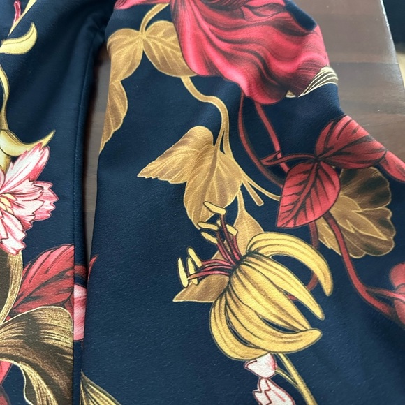 C/MEO Collective Fusion LS High Halter Neck Wide Sleeve Floral Dress Navy - Picture 8 of 11